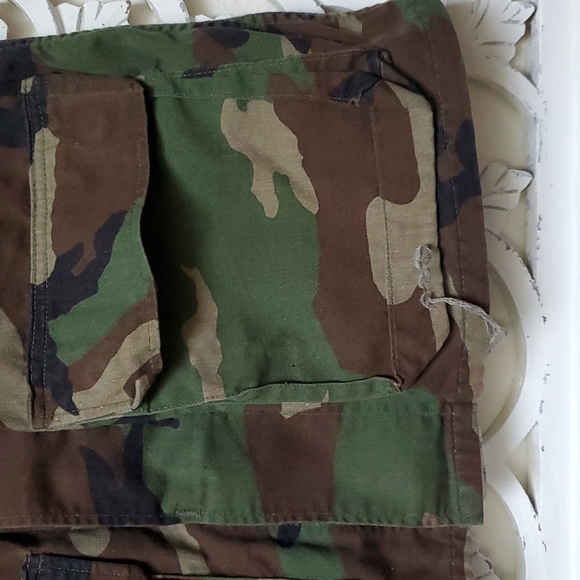 Small Short Vintage Distressed Camo Jacket Autobot and Deception Transfo… - Picture 5 of 10